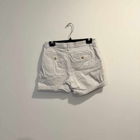 Urban Outfitters | Women size 29 off white high waisted 98% cotton Shorts - Picture 3 of 7